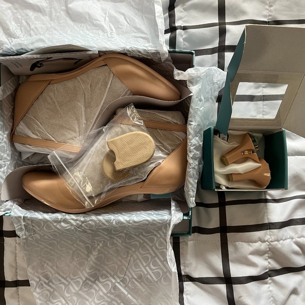 *NEW* Pashion "The Jocelyn"  3" Stiletto Convertible Heels Sand Leather